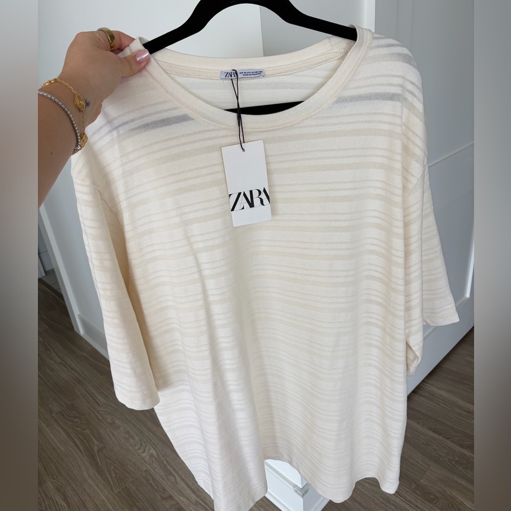 Zara Men’s Cream and White Striped Knit Top - XL Short Sleeve